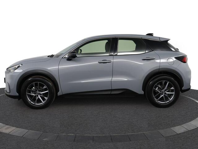 Lexus LBX Business Line 2WD | Parkeersensoren | Apple Carplay / Android Auto | Dodehoekdetectie | Cruise control adaptief | stoel/stuurverwarming |