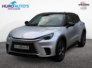 lexus-lbx-cool-2wd--leder-alcantar