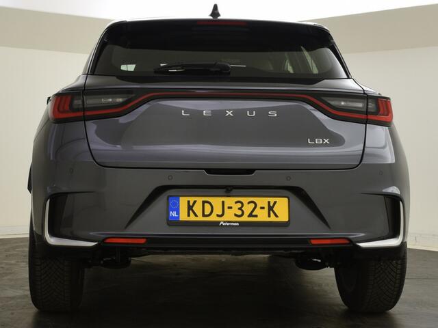 Lexus LBX Elegant 2WD | Techpack | Blindspot | PDC | Elektr. a. klep |