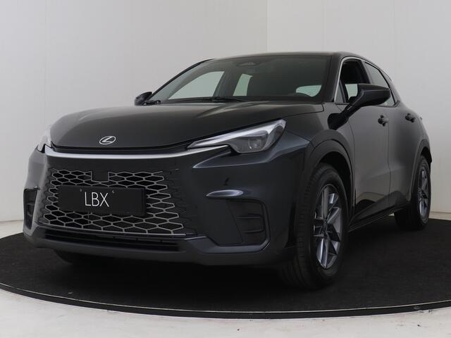 Lexus LBX 2WD Parkeersensoren | Dode hoek Detectie | Stoelverwarming