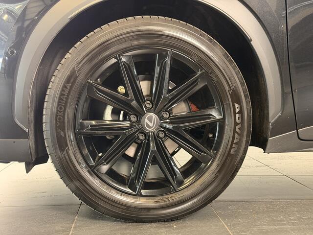 Lexus LBX Relax 2WD Black Edition | Privacy Glass | Mark Levinson | HUD | Odsidian Pack |