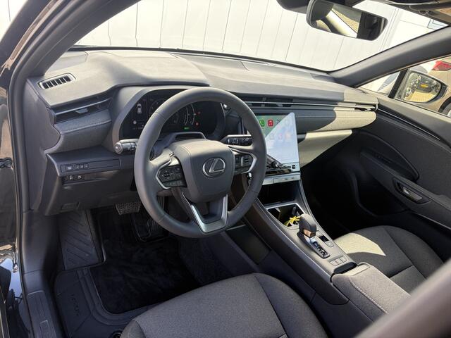 Lexus LBX Business Line 2WD Parkeer en Dodehoek Sensoren Stoel Stuur Verwarming