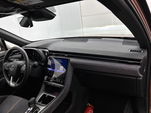 Lexus LBX Cool 2WD Limited + | Dealeronderhouden | Onderweg-naar-dealer