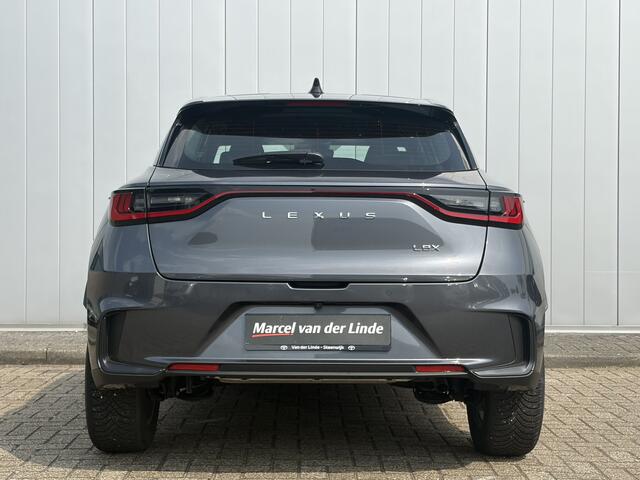 Lexus LBX Business Line 2WD Parkeer en Dodehoek Sensoren Stoel Stuur Verwarming