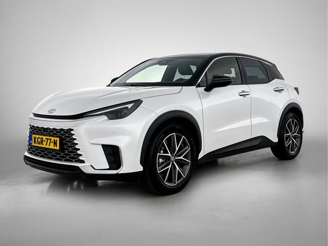 Lexus LBX Emotion 2WD | Tech Pack | Bi-Tone | Stoelverwarming |