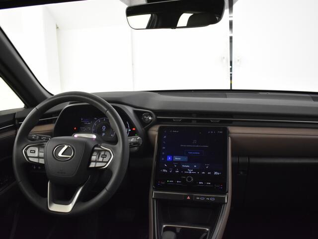 Lexus LBX Elegant 2WD | Leder | PDC | Blindspot | Stoel/stuurverw. |