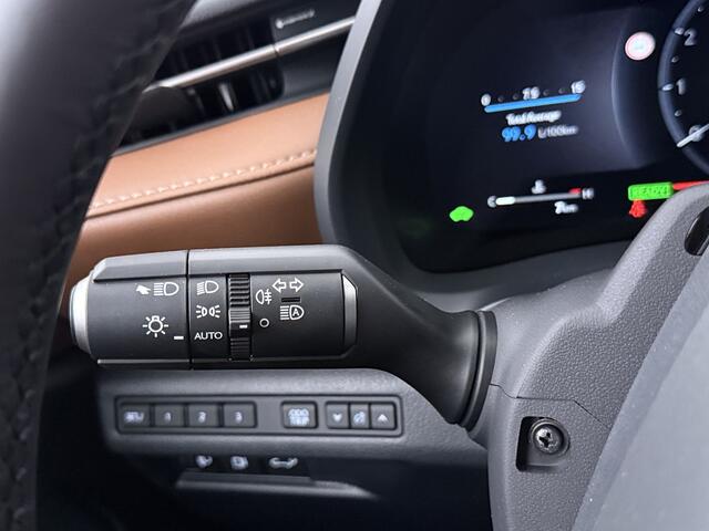 Lexus LBX Relax 2WD | Tech Pack |