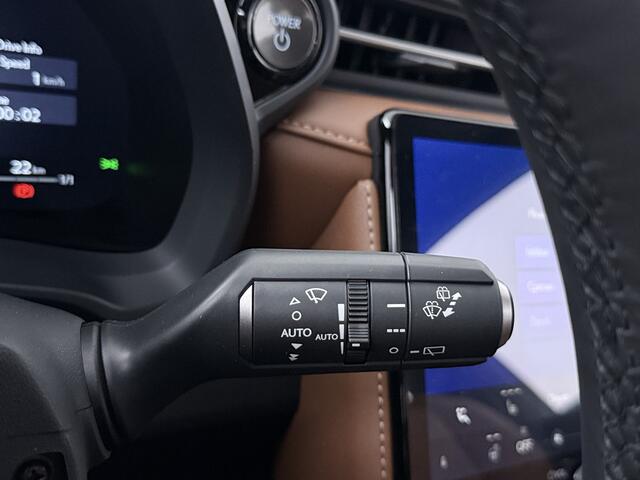 Lexus LBX Relax 2WD | Tech Pack |
