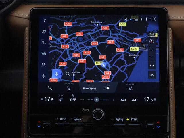 Lexus LBX Relax 2WD | 1e eigenaar | Dealer Onderhouden | Navigatie | Stoelverwarming + Leder |