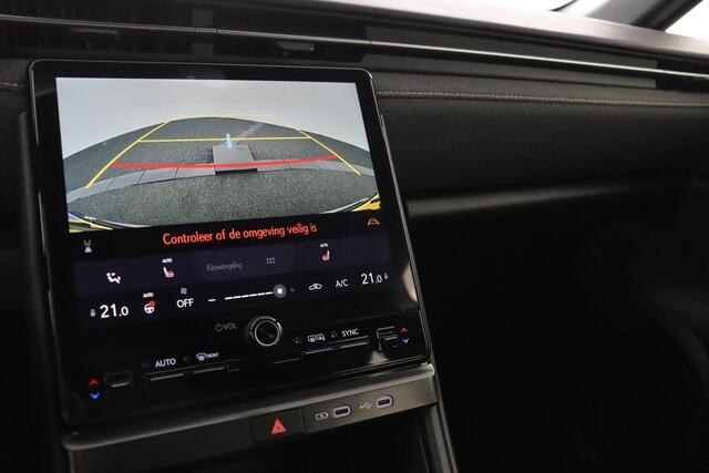 Lexus LBX Elegant 2WD | Apple Carplay/Android Auto | Parkeersensoren | Stoel/Stuurverwarming | Parkeercamera |