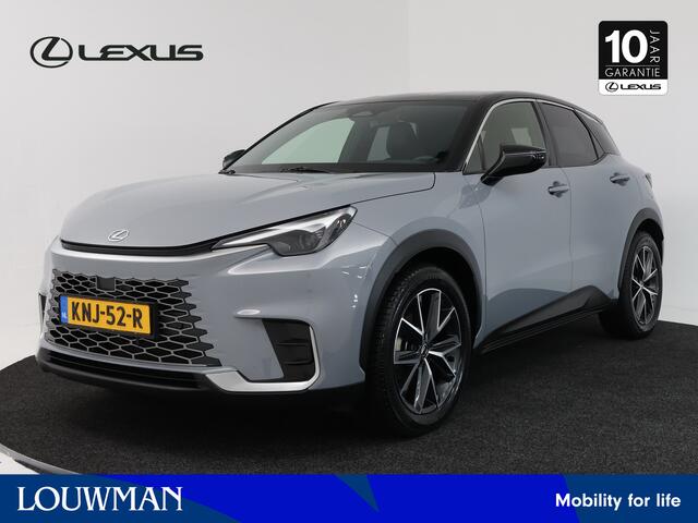 Lexus LBX Cool 2WD