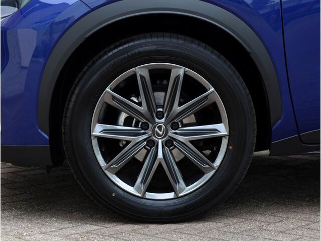 Lexus LBX Relax 2WD | Leder | Achterklep elektrisch | Memory Seat