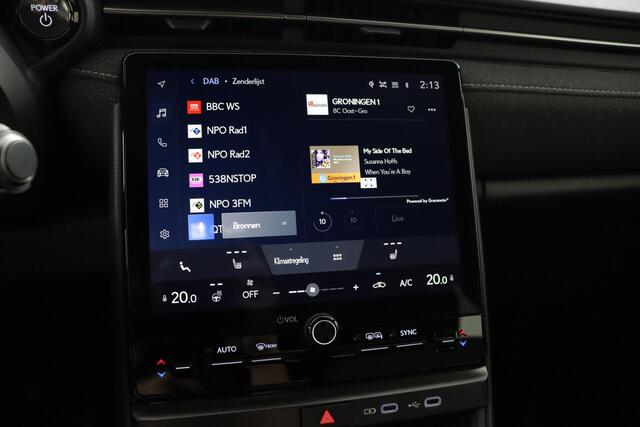 Lexus LBX Elegant 2WD | Apple Carplay/Android Auto | Stoel/Stuurverwarming | Parkeersensoren |