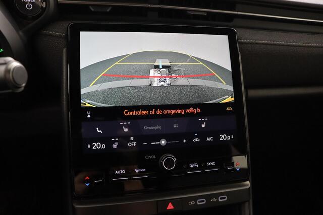 Lexus LBX Elegant 2WD | Apple Carplay/Android Auto | Stoel/Stuurverwarming | Parkeersensoren |