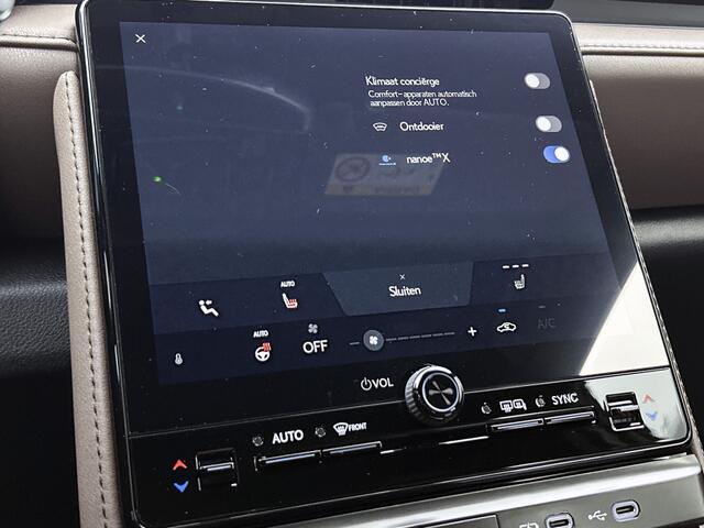 Lexus LBX Elegant 2WD | Stoel- en Stuurverwarming | Parkeersensoren | Navigatie |