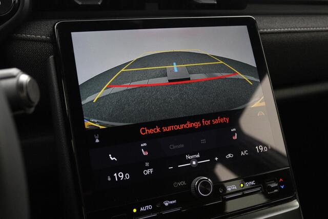 Lexus LBX 1.5 2WD | Comfort & Safety Pack | Stoelverwarming