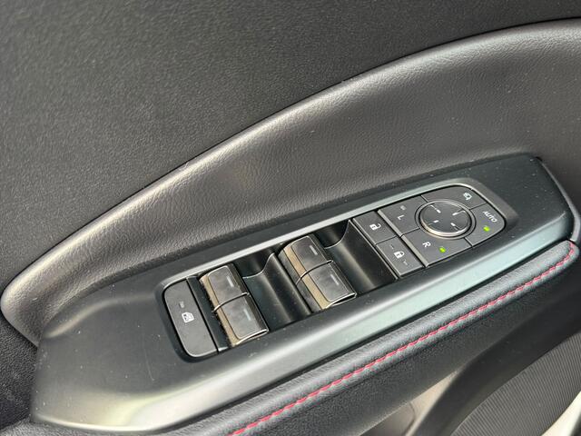 Lexus LBX 1.5 Emotion 2WD Advanced Pack | Mark Levinson | Carplay | 360' Camera |