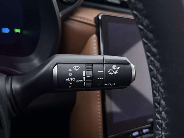 Lexus LBX 1.5 Relax 2WD | Advanced Pack |
