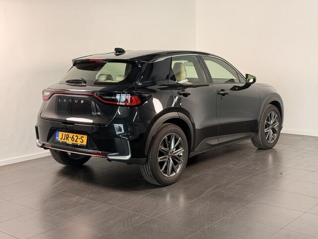 Lexus LBX Elegant 2WD | Stuur / Stoelverwarming | Dodehoekdetectie |