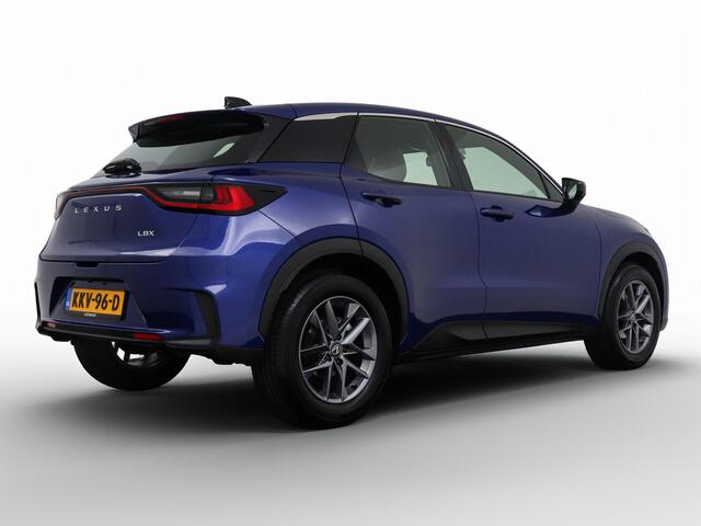 Lexus LBX 1.5 2WD