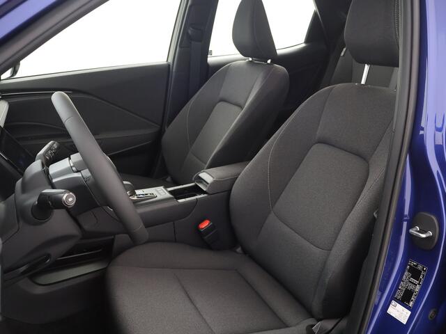 Lexus LBX 1.5 2WD