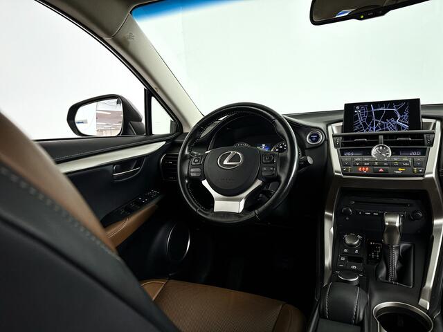 Lexus NX 300h AWD Luxury Line | Parkeercamera | Stoelverwarming | Trekhaak