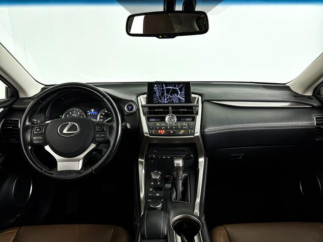 Lexus NX 300h AWD Luxury Line | Parkeercamera | Stoelverwarming | Trekhaak