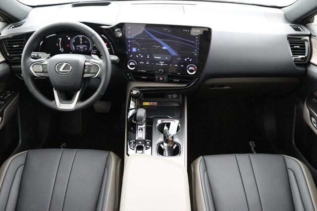Lexus NX 450h+ AWD Overtrail Line | Afneembare trekhaak | Panoramisch schuif/-kanteldak