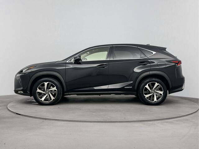 Lexus NX 300h AWD Executive Line Limited | President Pack | Premium Navigatie | Mark Levinson | Panoramadak |