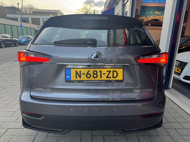 Lexus NX 300h AWD Business Line LEDER/NAVI/CAMERA