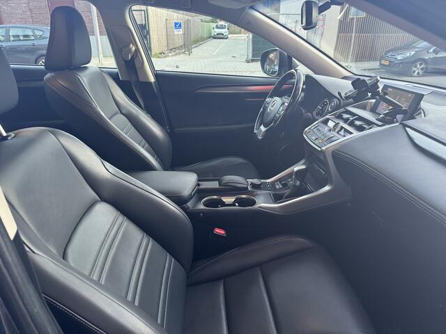 Lexus NX 300h AWD Business Line LEDER/NAVI/CAMERA