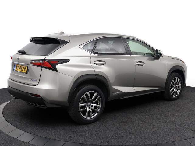 Lexus NX 300h AWD Business Line Pro | Dealeronderhouden | Parkeersensoren | Lederen bekleding