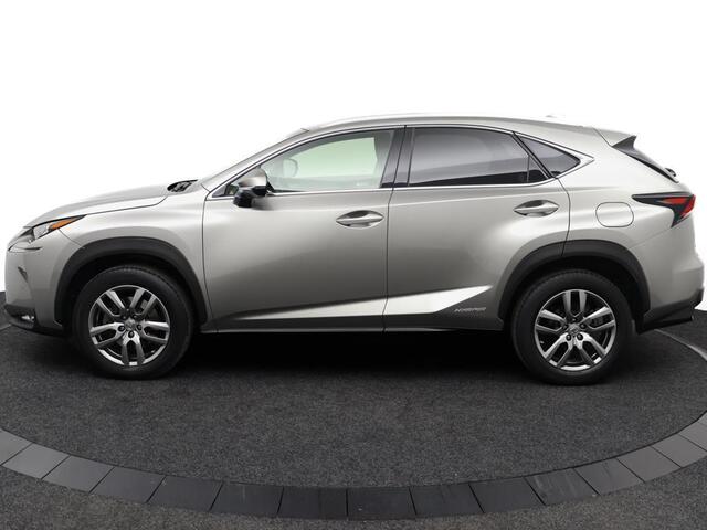 Lexus NX 300h AWD Business Line Pro | Dealeronderhouden | Parkeersensoren | Lederen bekleding