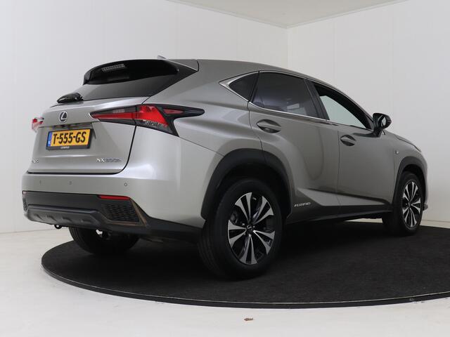 Lexus NX 300h AWD F Sport Line Limited | Panoramadak | Safety System | Premium Navigatie | LM velgen | Cruise Control Adaptief |