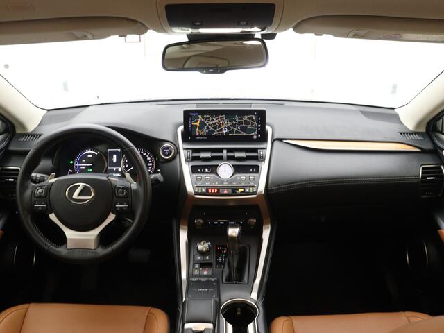 Lexus NX 300h AWD Executive Line Limited | Navigatie | Camera | Parkeersensoren | Stoelverwarming | Leder | LM velgen |