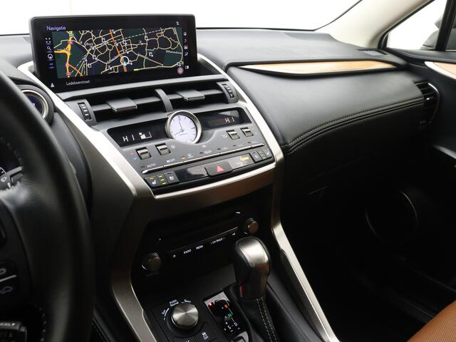 Lexus NX 300h AWD Executive Line Limited | Navigatie | Camera | Parkeersensoren | Stoelverwarming | Leder | LM velgen |