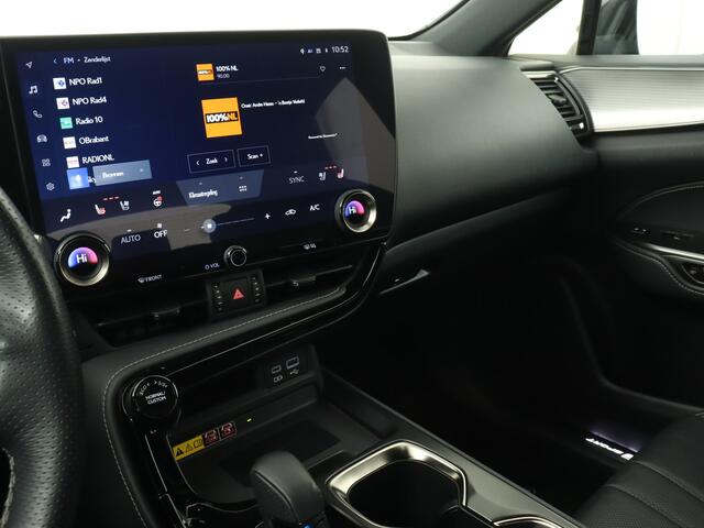 Lexus NX 450H+ F-Sport Limited | Dodehoekdetector | Stuur- en Stoelverwarming |