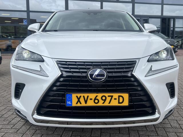 Lexus NX 300H Luxery Line Panoramadak Navigatie Adaptive Cruise Control Leder Carplay Elek Stoelen + Verwarming Camera DAB Hybride Lage Kilometerstand