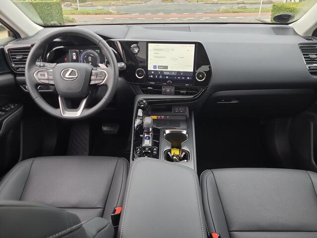 Lexus NX 450h+ AWD Luxury Line Plug-In Hybrid | Trekhaak | Apple CarPlay | Navigatie | Rijklaarprijs incl. garantie |