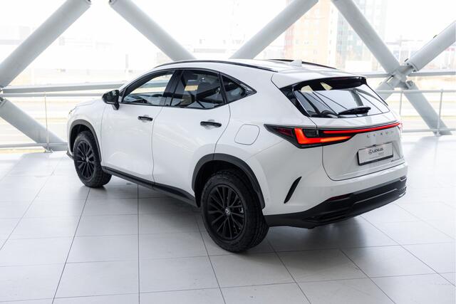 Lexus NX 450h+ AWD Overtrail Line Limited | Adaptive Suspension | Stoelverwarming & Koeling | Panoramic View |