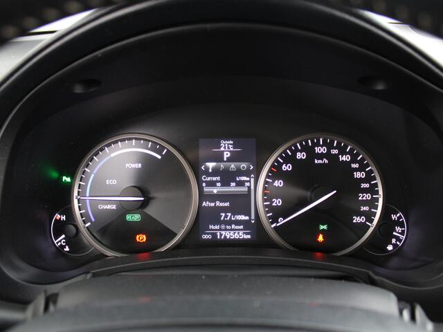 Lexus NX 300h AWD Luxury Line | Leder | Stoelverwarming | Elektrisch bedienbare achterklep | Elektrische stoelverstelling | Lexus Navigatie |