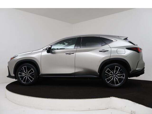 Lexus NX 450h+ AWD President Line | Navigatie | 360 Camera | Stoel en stuurwiel verwarmd | LM velgen |