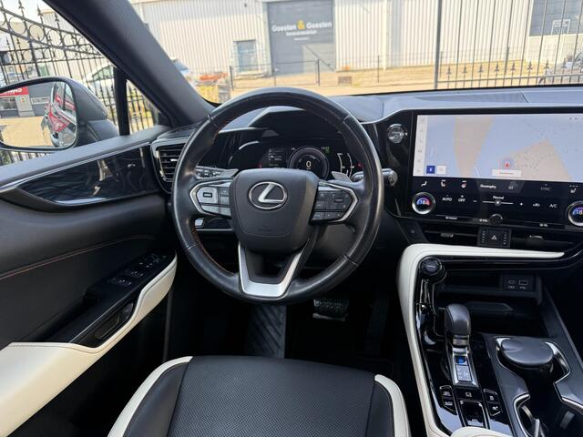 Lexus NX 450h+ AWD Luxury Line Panorama