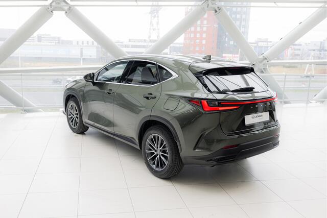 Lexus NX 450h+ AWD Luxury Line Limited | Stoelverwarming & koeling | Apple Carplay | Panoramic View |