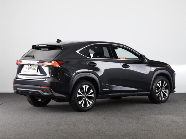 Lexus NX 300h AWD F Sport Line | Stoelverwarming | Navigatie | Elektrisch verstelbare voorstoelen |