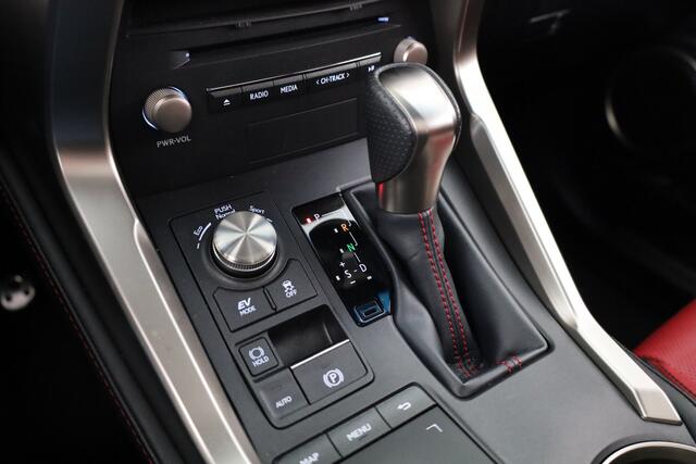 Lexus NX 300h AWD F Sport Line | Stoelverwarming | Navigatie | Elektrisch verstelbare voorstoelen |