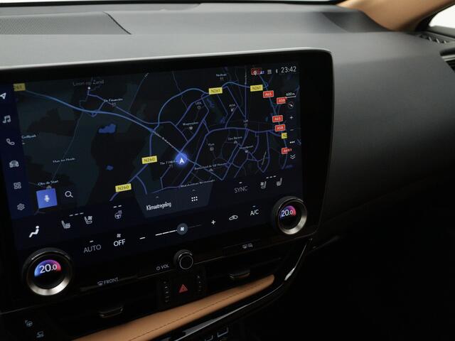 Lexus NX 450h+ AWD Executive Line | 20" LM Velgen | Triple LED | Houtafwerking |