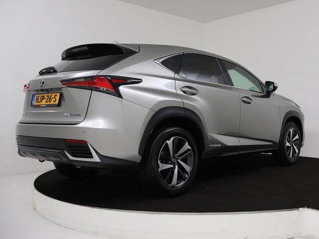 Lexus NX 300h AWD President