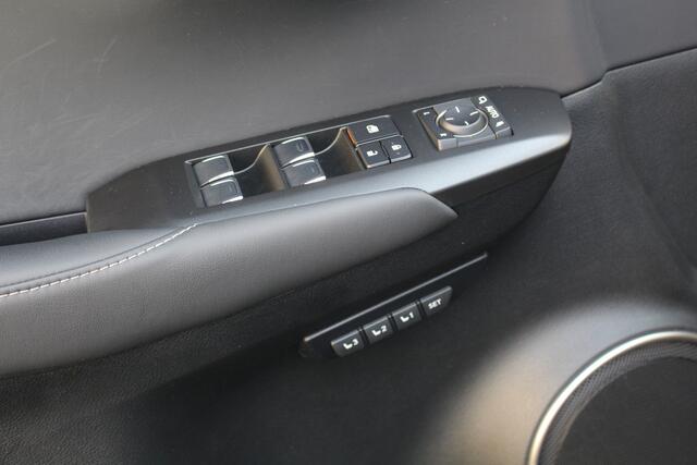 Lexus NX 300h Hybrid AWD F-Sport Premium I Mark Lev. I Pano I Applecarplay