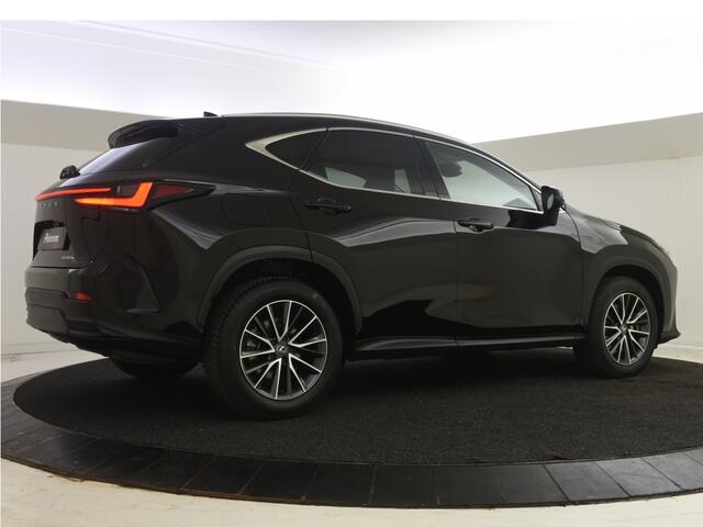 Lexus NX 450h+ AWD Executive Plug in | PDC V+A | BLS | Stuurverwarming en